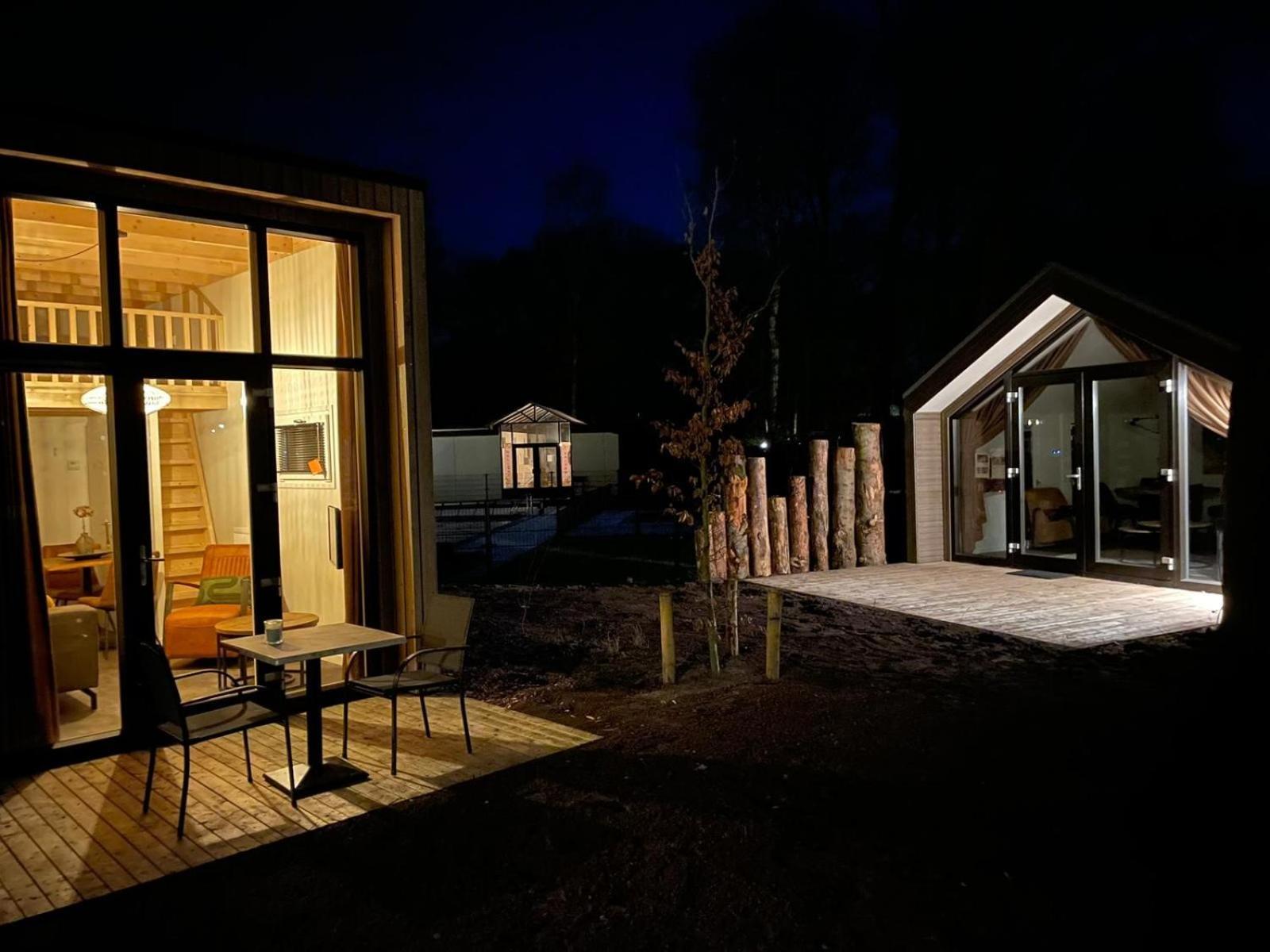 Camping De Vinkenkamp Lieren 客房 照片